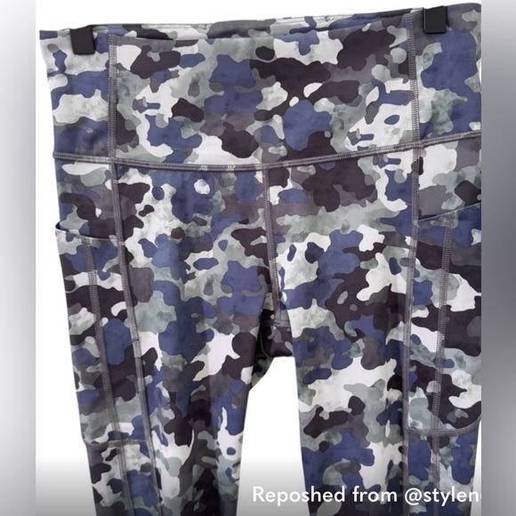 Athleta Ultimate Stash II Camo Leggings - Blue and Green - Picture 7 of 12